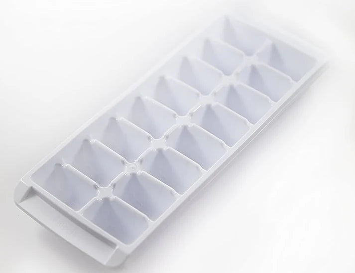 2 Piece White Ice Tray Set (16 Cubes Each)
