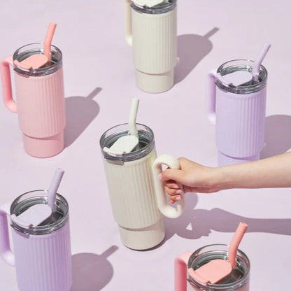 Ribbed Tumbler With Straw