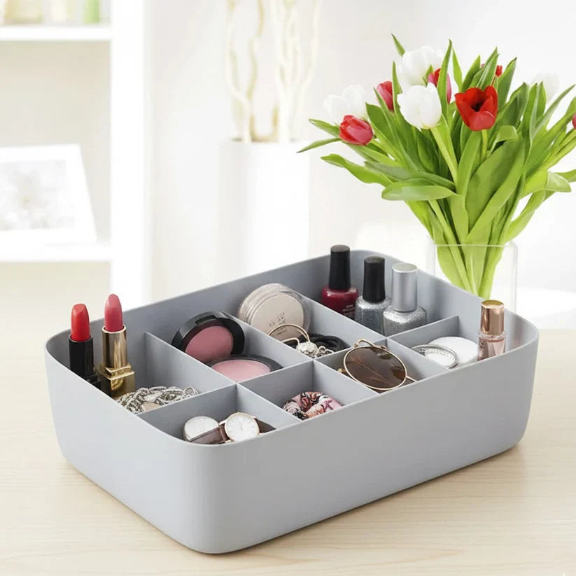 Jewelry and Cosmetic Organizer